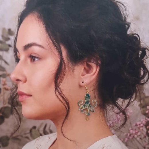 Boucles d'oreilles méduse et poulpe pieuvre en Tissu japonese star green Boucles d'oreilles méduse et poulpe pieuvre en Tissu japonese star green