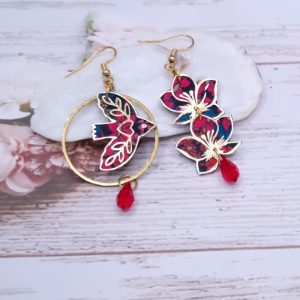 Boucles d'oreilles oiseau stylisé et fleurs de cerisier en TISSU liberty Ciara pétrole