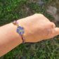 Bracelet élastique hibiscus en liberty GlenJade violet et perles d'Améthyste du brésil