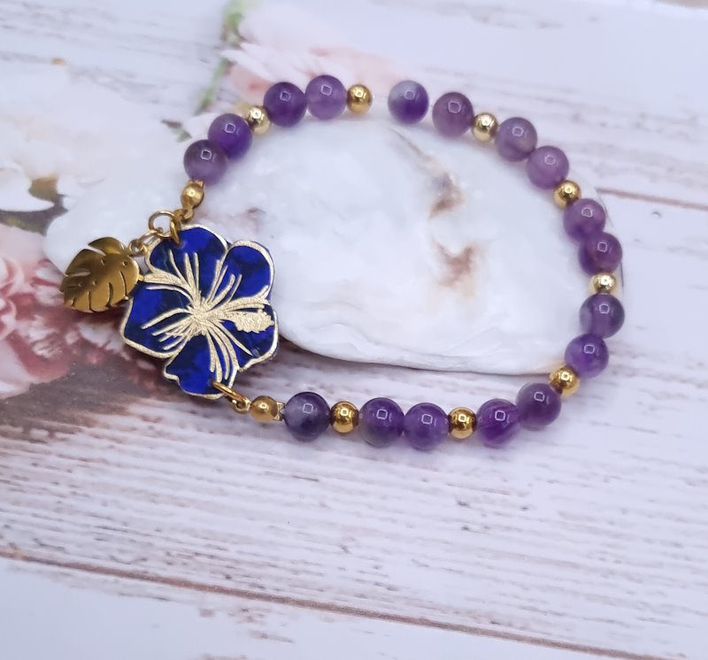 Bracelet élastique hibiscus en liberty GlenJade violet et perles d'Améthyste du brésil